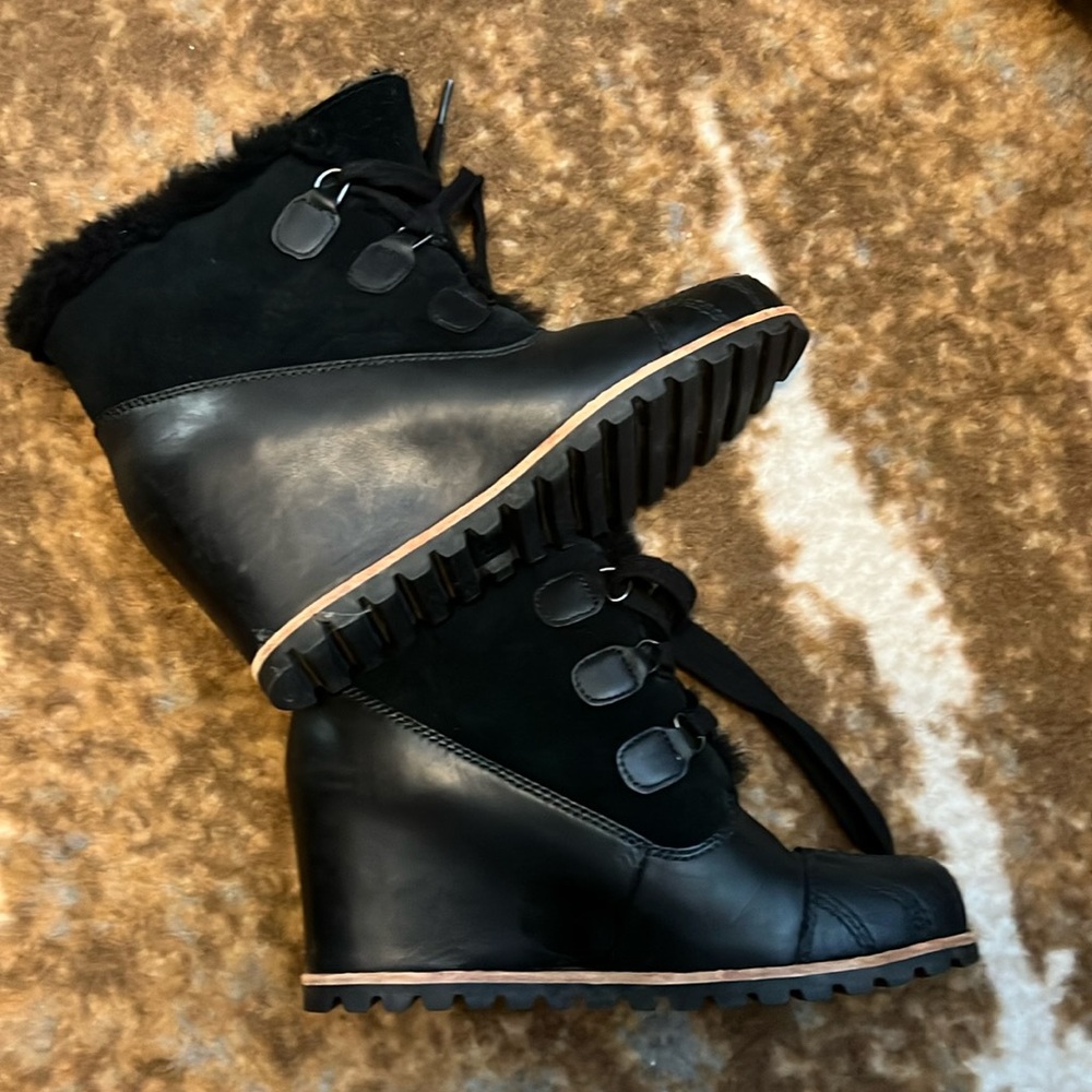 UGG Wedge Ankle Boot